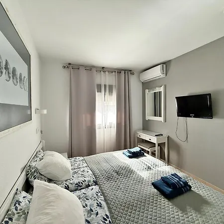 Apartamento en Primera línea con vistas al mar *