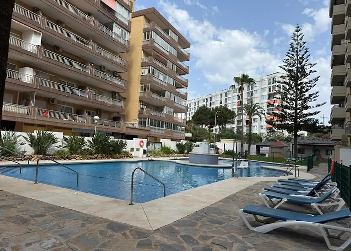 En Primera Linea Con Vistas Al Mar Апартаменты Фуэнхирола